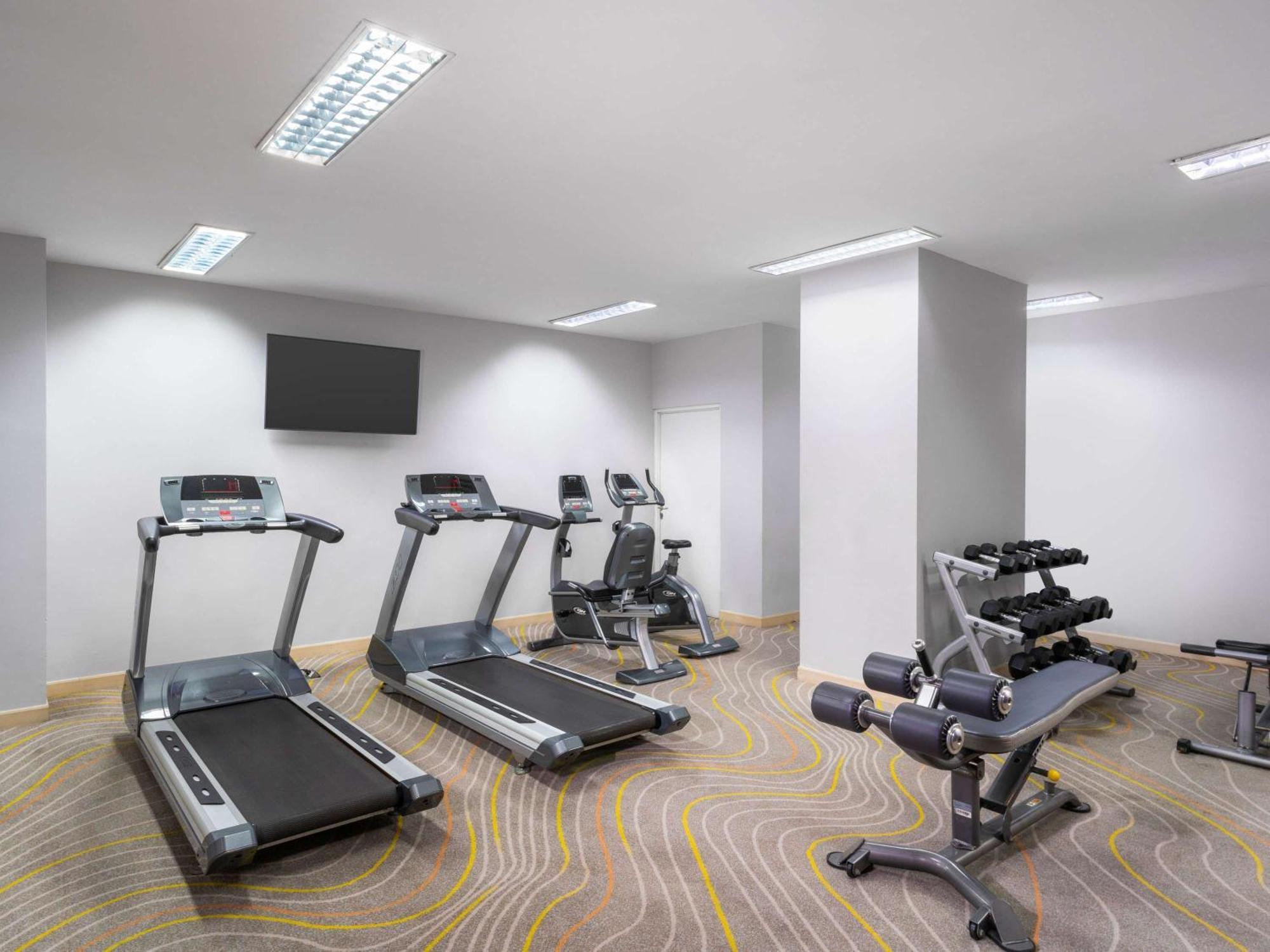 Ibis Styles Malang Hotel Екстериор снимка
