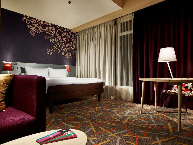 Ibis Styles Malang Hotel Екстериор снимка